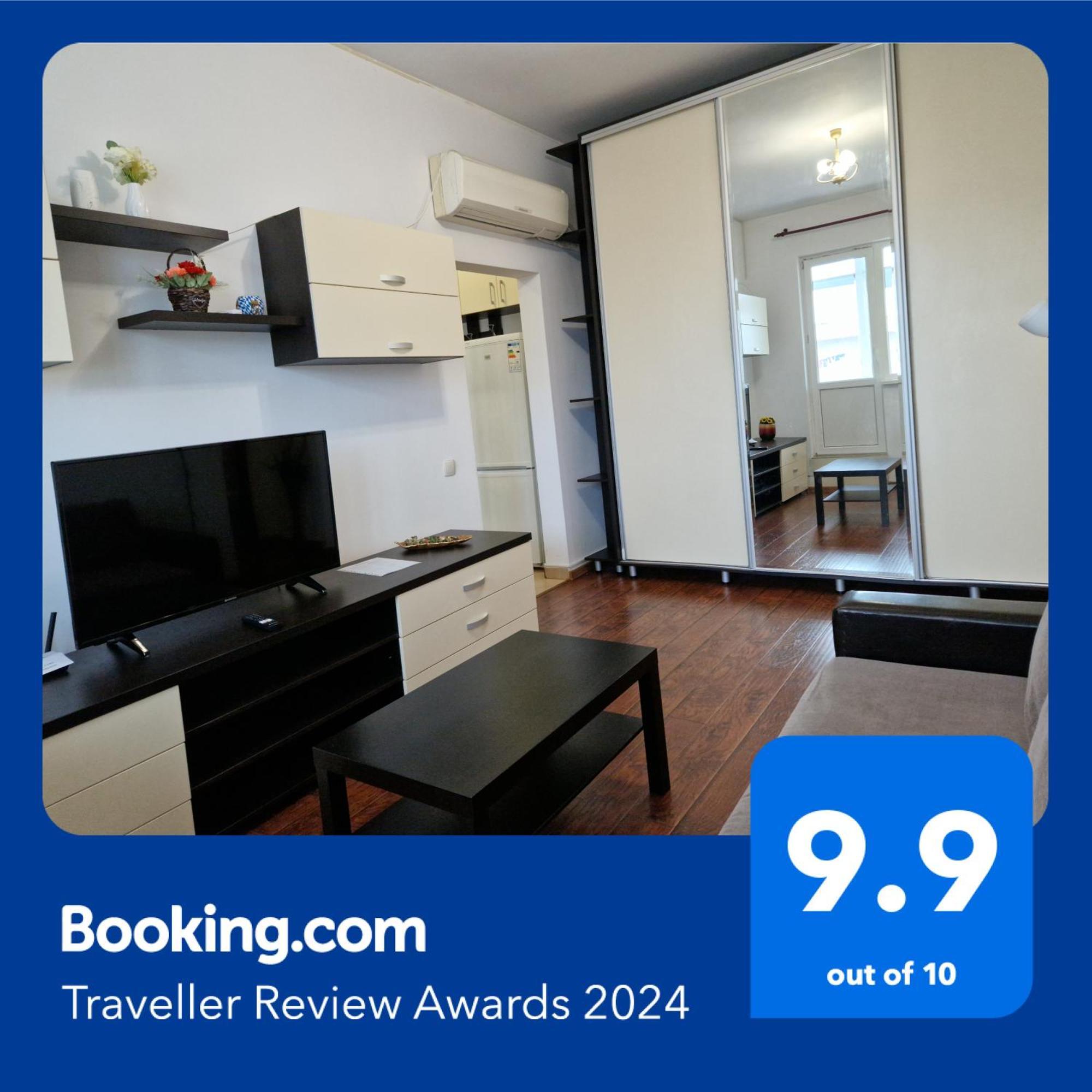 Charming Apartment With Private Terrace Bukarest Exterior foto